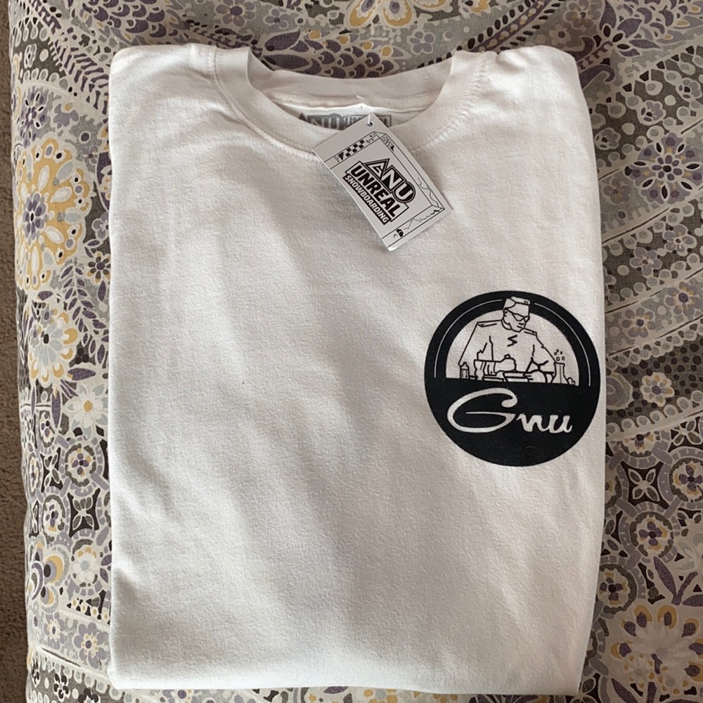 Long sleeve simple GNU Unreal Snowboard shirt